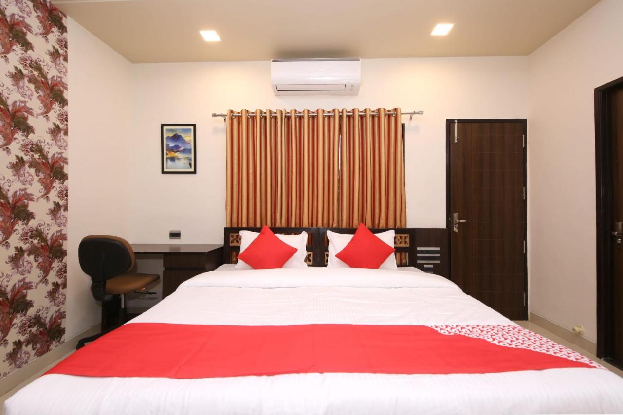 Capital O 36691 Hotel Aashirwad Inn ジャバルプル エクステリア 写真