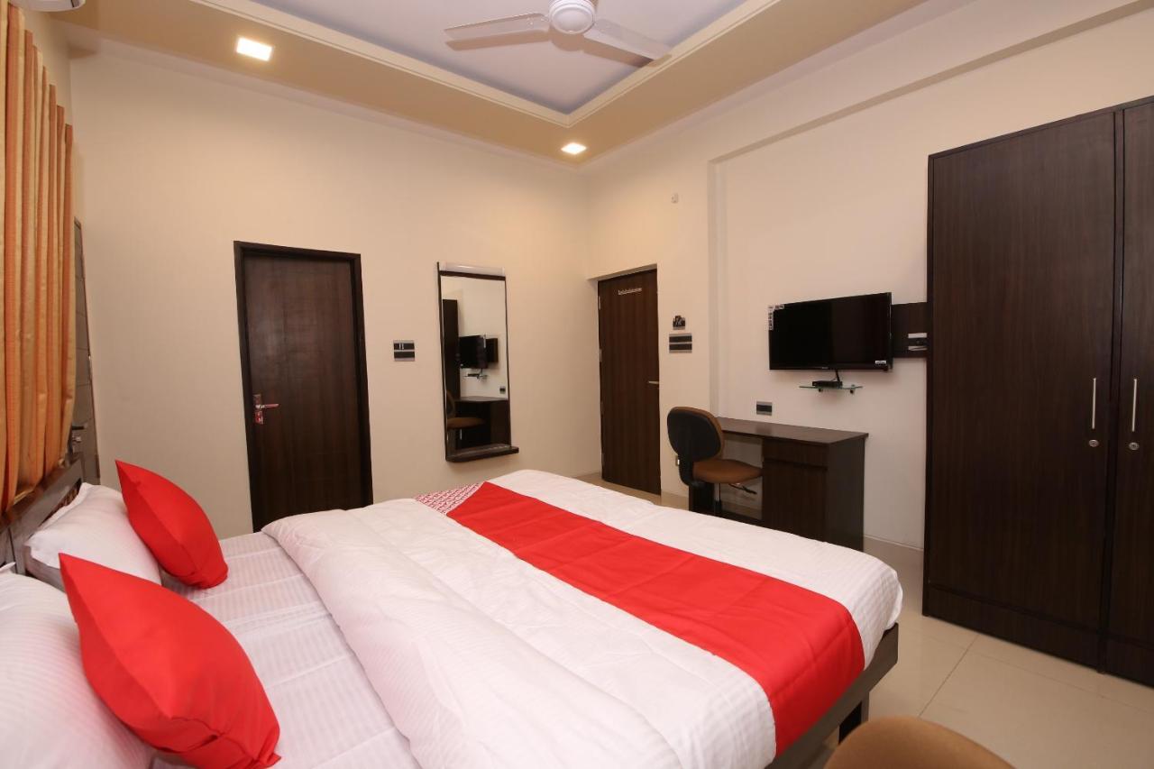 Capital O 36691 Hotel Aashirwad Inn ジャバルプル エクステリア 写真