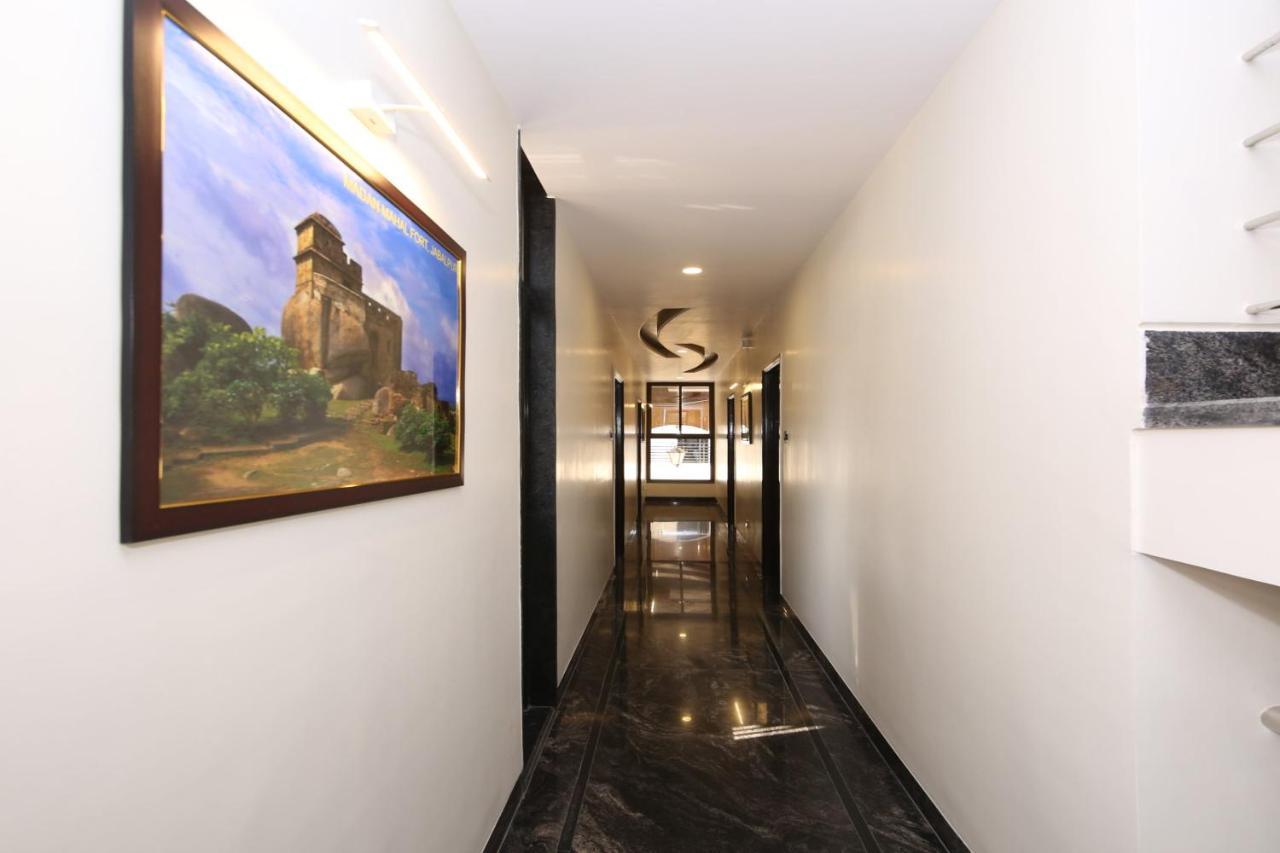 Capital O 36691 Hotel Aashirwad Inn ジャバルプル エクステリア 写真