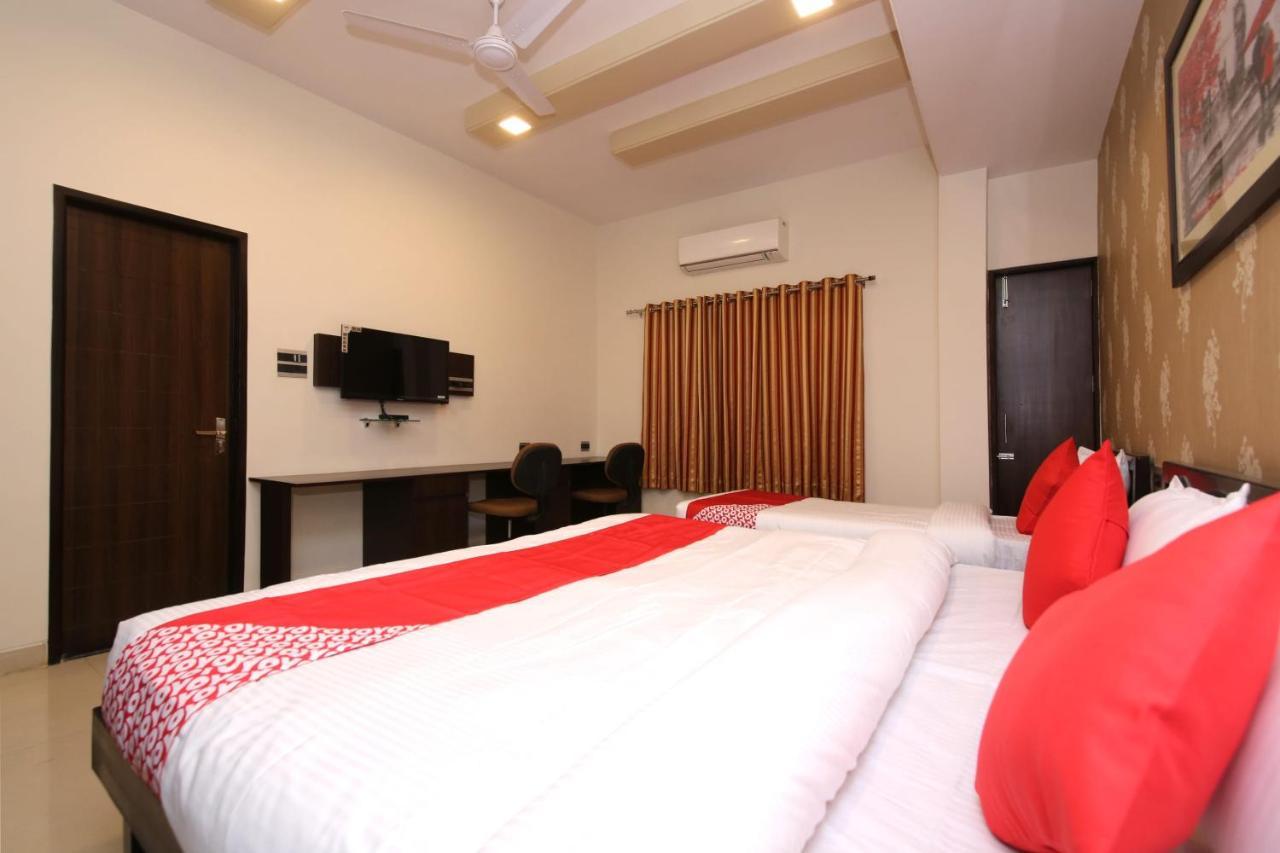 Capital O 36691 Hotel Aashirwad Inn ジャバルプル エクステリア 写真
