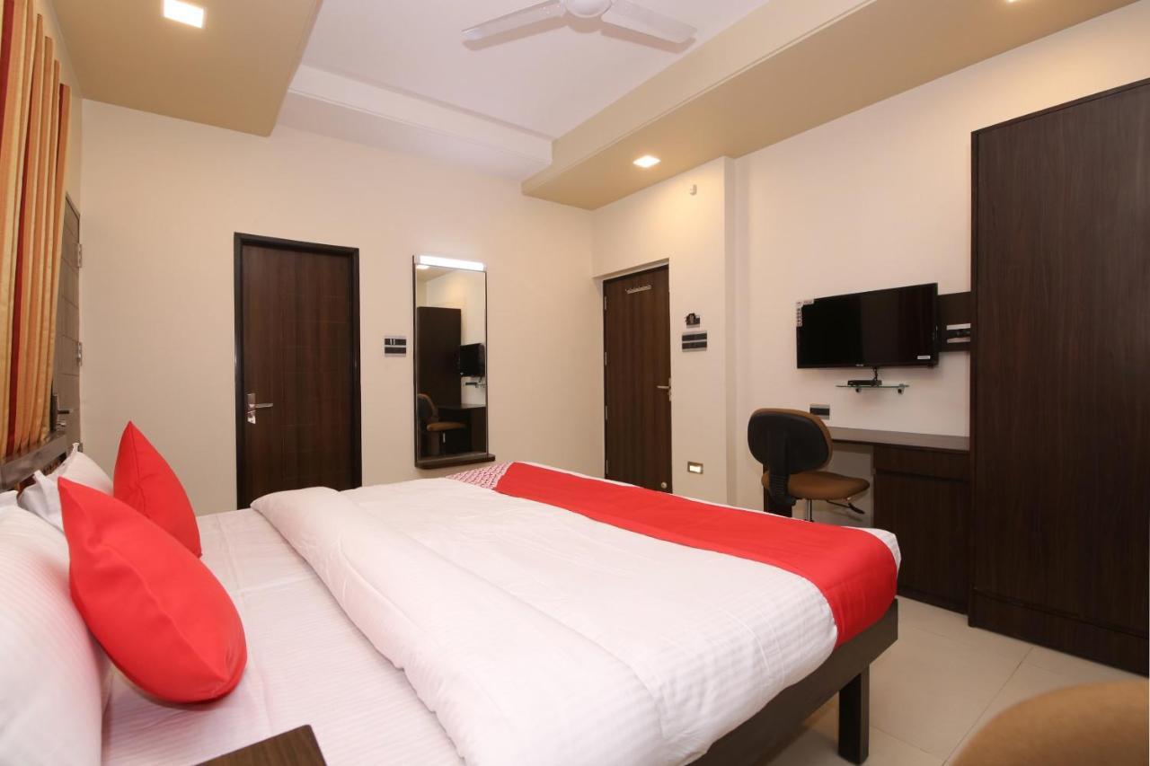 Capital O 36691 Hotel Aashirwad Inn ジャバルプル エクステリア 写真